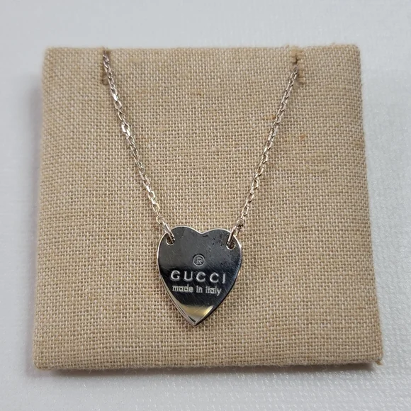 GUCCI Logo Heart Plate Silver 925 Pendant Necklace - Picture 7 of 9